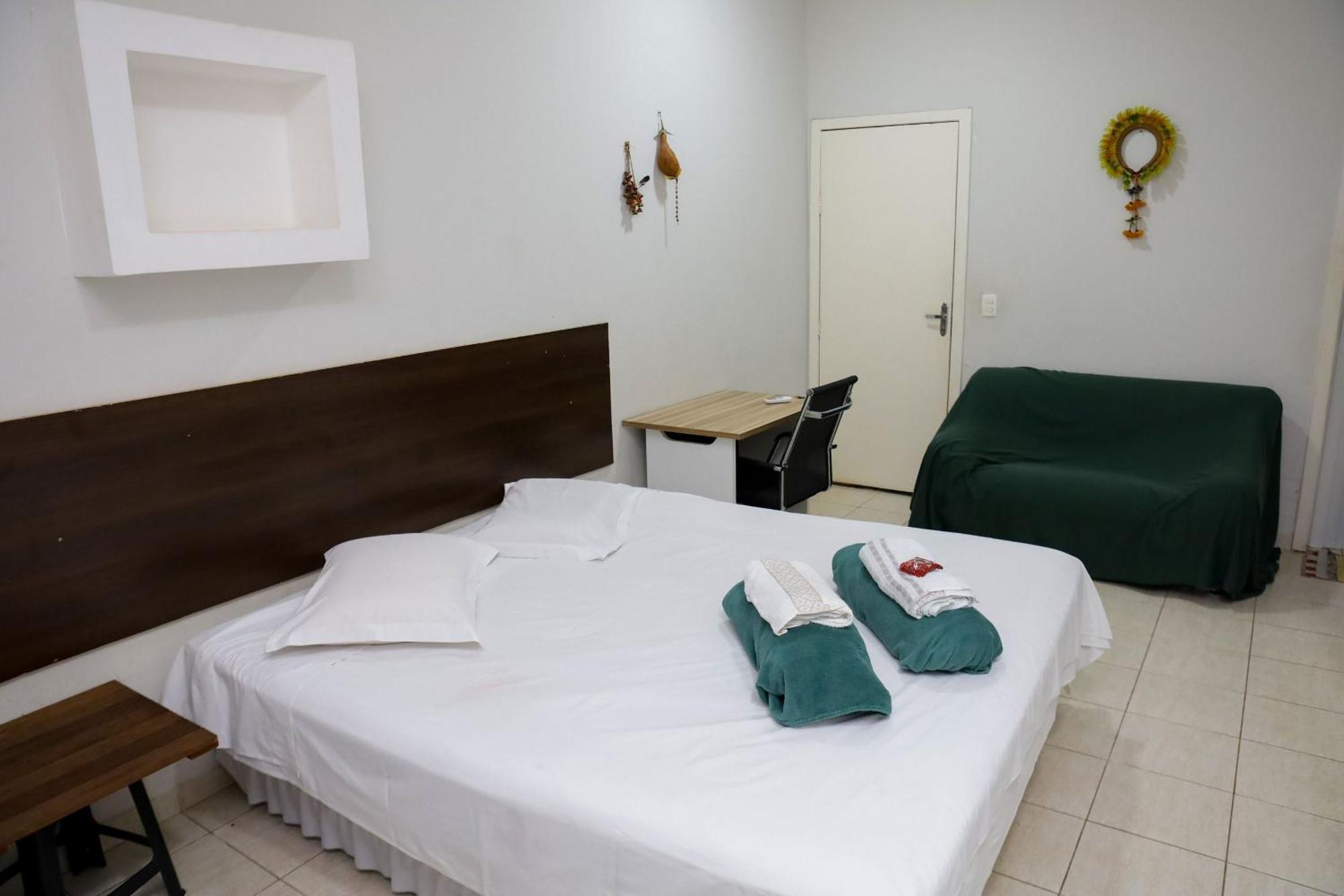 Hotel Pousada Dos Bosques - Refugio Urbano Cuiaba  Bagian luar foto